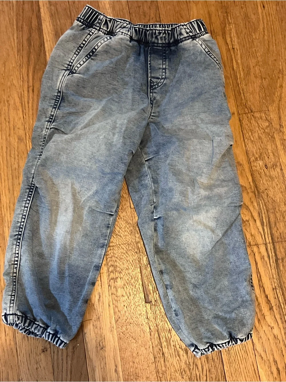Gap Soft Parachute Sweatpant Jeans 5T Slouchy Baggy Jean-like Joggers Boys Girls